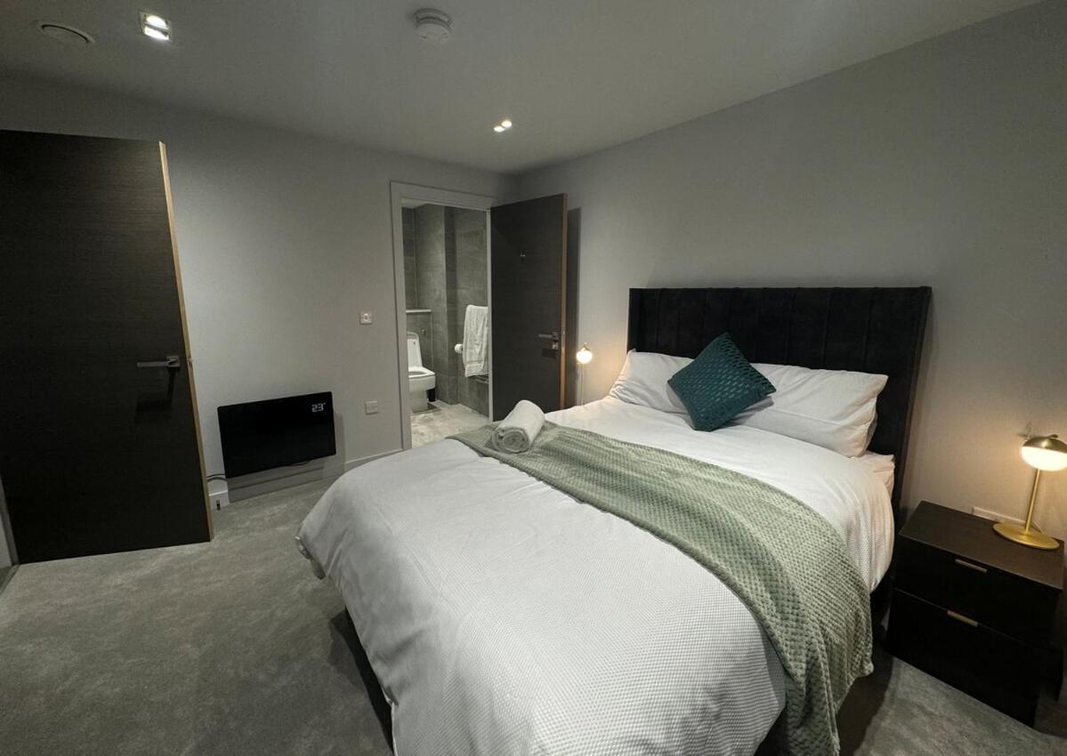 Modern 2-Bedroom Apartment In Heart Of 리버풀 외부 사진