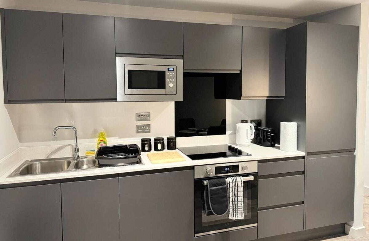 Modern 2-Bedroom Apartment In Heart Of 리버풀 외부 사진